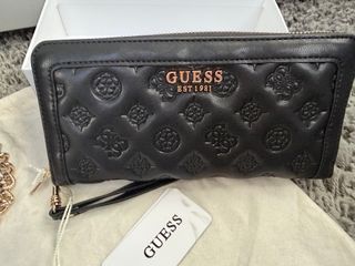 Bolso Guess negro con monedero y cartera