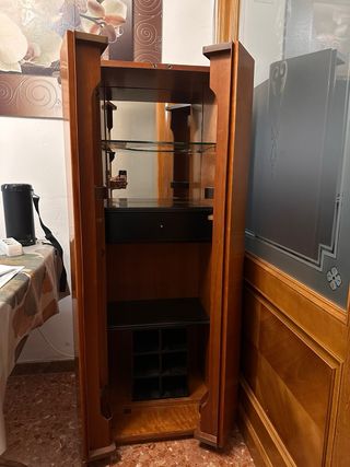 Mueble Bar Madera y Cristal