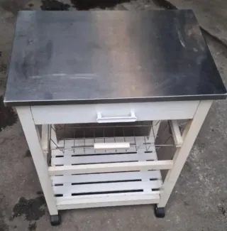 Mesa auxiliar cocina metal y madera