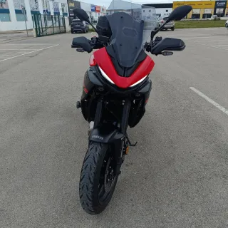 Yamaha Tracer 700 Roja y Negra