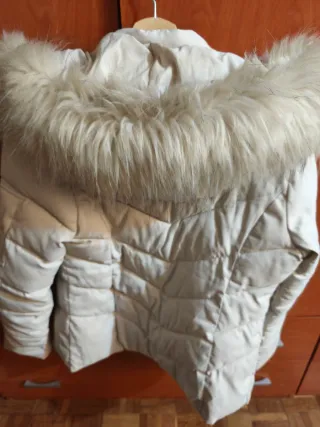 Cappotto imbottito donna beige con cappuccio