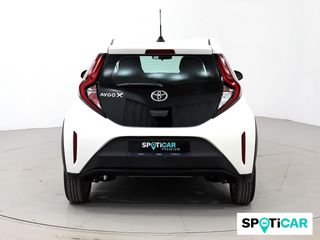 Toyota Aygo X Cross 1.0 VVT-I 72CV Play