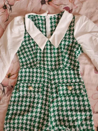 Mono tweed verde y blanco