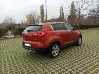 KIA Sportage año 2012 con 198000