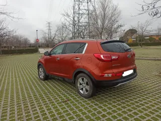 KIA Sportage año 2012 con 198000