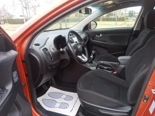 KIA Sportage año 2012 con 198000