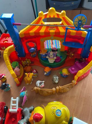 Set di giocattoli per bambini Circus Farm Train