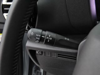 Citroën C4 Hybrid 136 e-DCS6 Plus