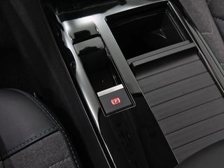 Citroën C4 Hybrid 136 e-DCS6 Plus