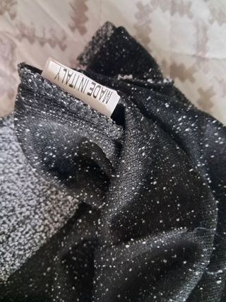 Camiseta gris y negra made in Italy