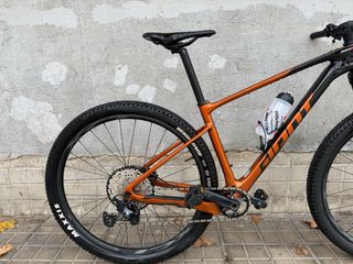 Bicicleta Giant XTC Carbono