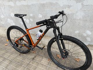 Bicicleta Giant XTC Carbono