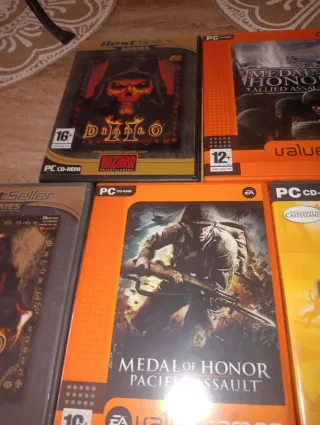 Lote Juegos PC: Los Sims, Medieval Total War