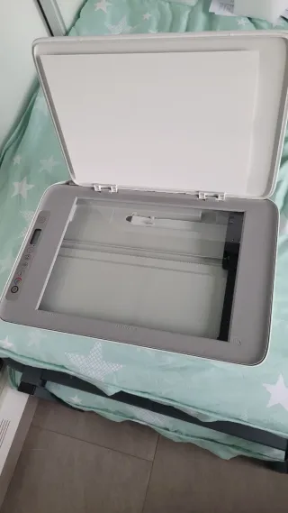 Impresora HP Blanca y Gris