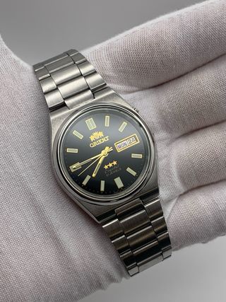 Relógio Vintage Orient Preto e Prata