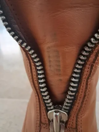 Botines marrones con cremallera