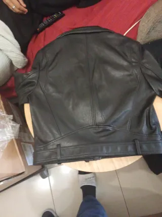 Chaqueta cuero Bershka Talla L