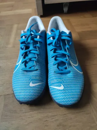 Zapatillas Nike Mercurial Fútbol Tacos Plástico