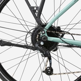 Bicicleta eléctrica ciudad Larga Distancia Elops 500 cuadro