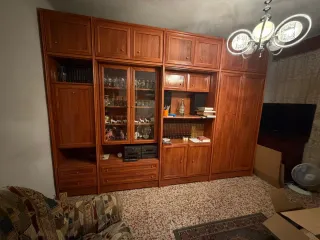 Mueble de salón de madera