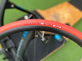 Rodillo Ciclismo + Plataforma Flotante