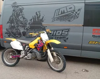 SUZUKI RM 250