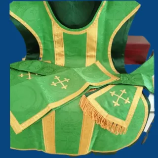 Casullas de guitarra tridentinas con complementos