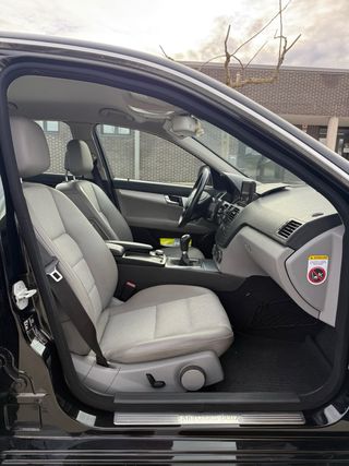 Mercedes-Benz Clase C 2.2 Diesel