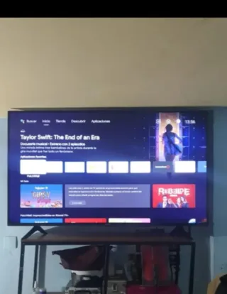 Televisor Xiaomi color negro