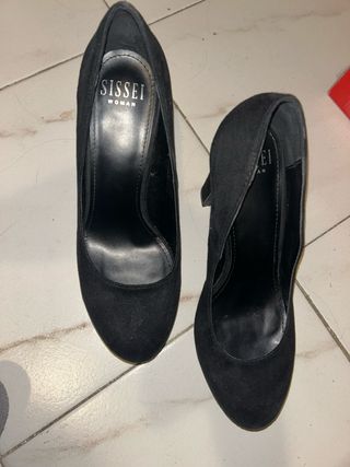 Tacones negros de plataforma