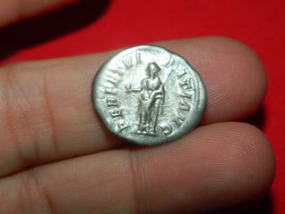 Lote cuatro denarios Romanos variedad uno forrado