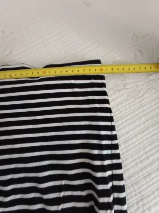 Falda tubo H&M rayas blanco y negro