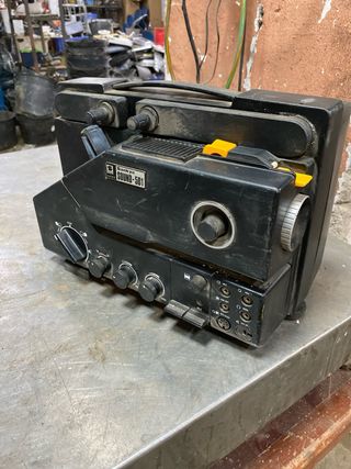 Proyector súper 8 antiguo Sank yo sound 501