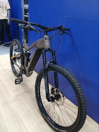 Bicicleta eléctrica montaña 29" doble suspensión aluminio