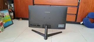 Monitor Samsung S24C332 GAU 24