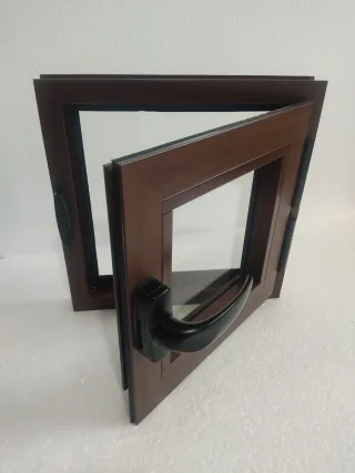 Ventana imitación madera nogal oscuro