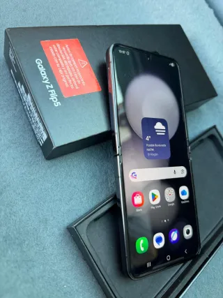 Samsung Galaxy Z Flip5