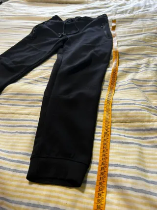 Chándal Bershka Negro