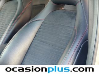 Mercedes-Benz GLA 200 d AMG Line 100 kW (136 CV)