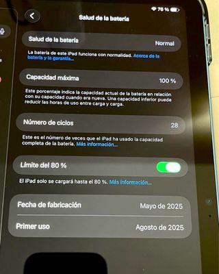 iPad A16 128GB Azul + Extras