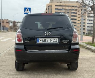 Toyota corolla verso 2.2D-4D Dcat sport