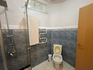 Piso en alquiler en Cruz Roja en Sevilla