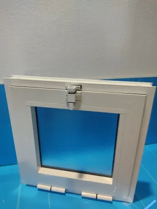 Ventana aluminio lacada blanca