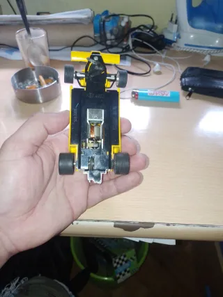 Coche Scalextric F1 Amarillo