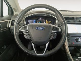 Ford Mondeo Vignale Hybrid