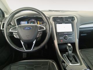 Ford Mondeo Vignale Hybrid