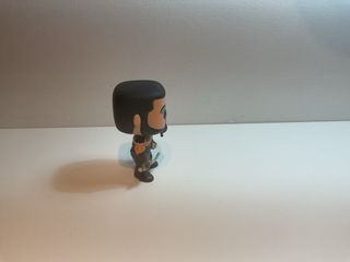 Funko POP Guerrero con Espada