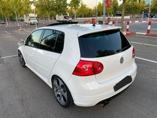 Volkswagen Golf GTI CAJA  5  2008