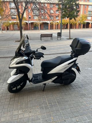 Yamaha Tricity 125cc 2020 negociable