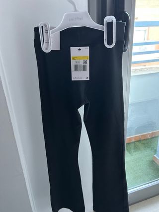 Conjunto Nike niña S sin estrenar